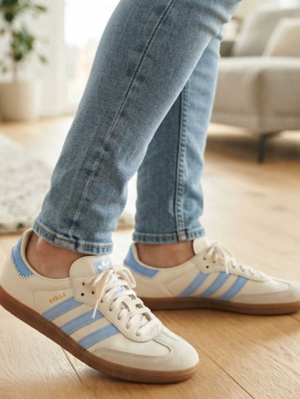 ADIDAS Gazelle Indoor Sneakers - Off White/Clear Sky/Blue Size 9 Men's